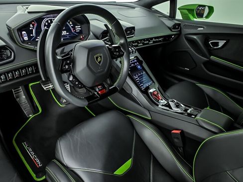 Used 2020 Lamborghini Huracan EVO AWD/4WD image 18