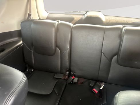 Used 2021 Nissan Armada SL w/ Captain's Chairs Package AWD/4WD image 27
