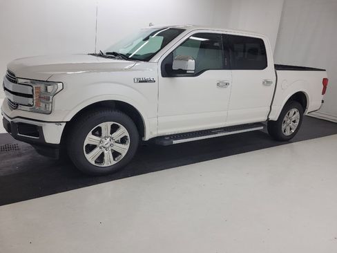 Used 2018 Ford F150 Lariat w/ Equipment Group 502A Luxury RWD image 2
