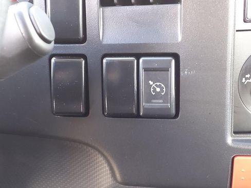 New 2025 Chevrolet Low Cab Forward image 8