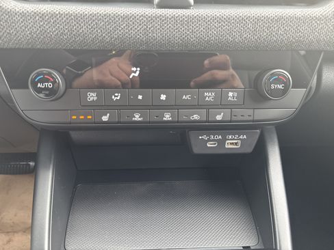 New 2026 Subaru Outback Premium image 23