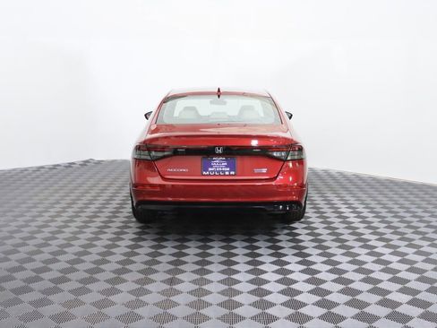 Used 2023 Honda Accord Touring image 8