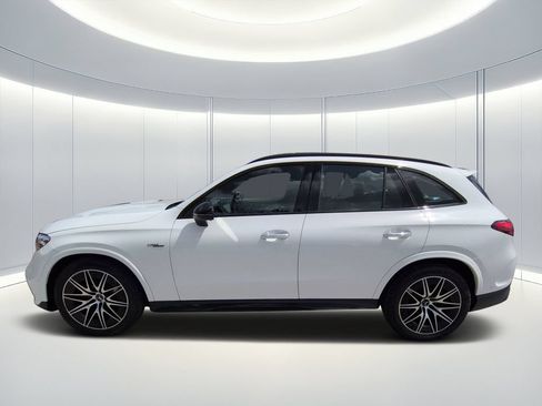 Used 2025 Mercedes-Benz GLC 43 AMG 4MATIC image 7
