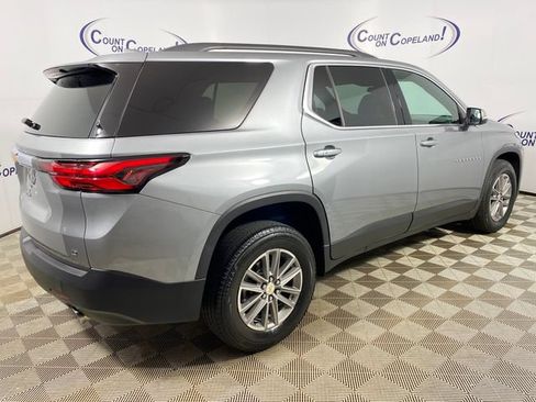 Used 2023 Chevrolet Traverse LT AWD/4WD image 6