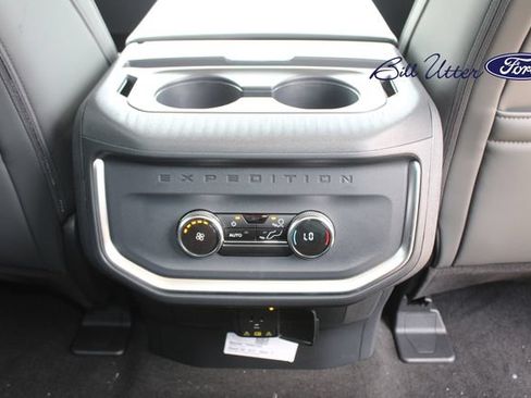 New 2027 Ford Expedition Active RWD image 11