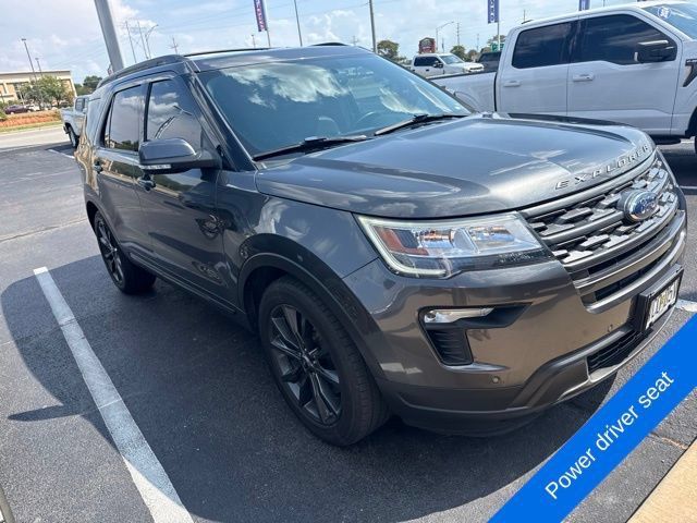 Used 2018 Ford Explorer XLT w/ Equipment Group 202A FWD image 13