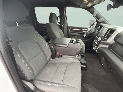 Used 2025 RAM 1500 Big Horn AWD/4WD image 10