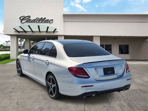 Used 2018 Mercedes-Benz E 300 image 3