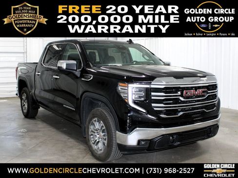 Used 2025 GMC Sierra 1500 SLT AWD/4WD image 1