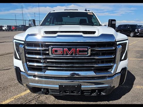 Used 2024 GMC Sierra 2500 SLE w/ SLE Convenience Package AWD/4WD image 5