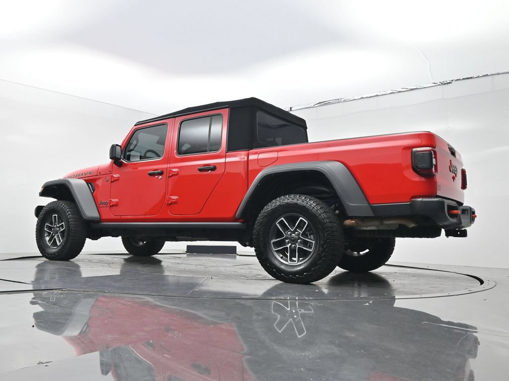 Used 2024 Jeep Gladiator Mojave AWD/4WD image 27