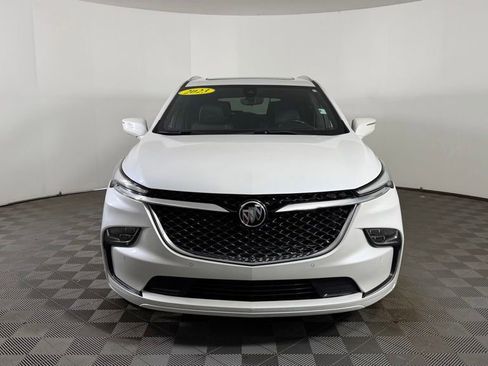 Used 2023 Buick Enclave Avenir w/ Avenir Technology Package AWD/4WD image 2