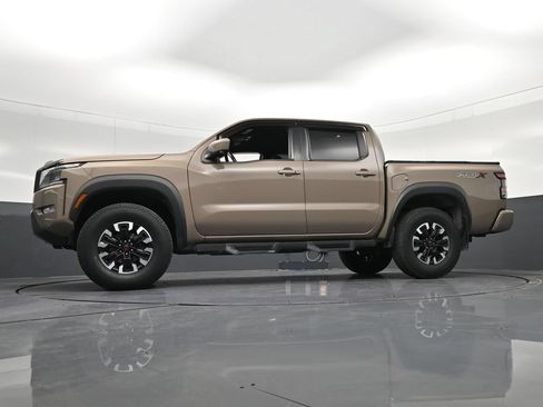 Used 2022 Nissan Frontier Pro-X RWD image 26