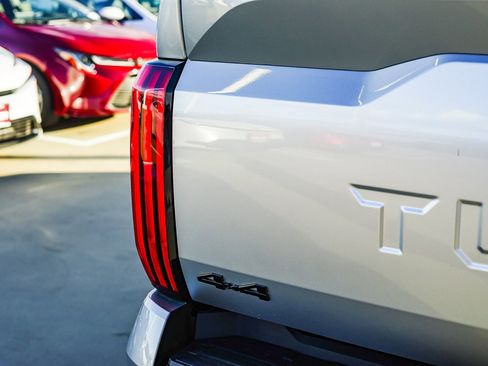 New 2026 Toyota Tundra Limited image 12