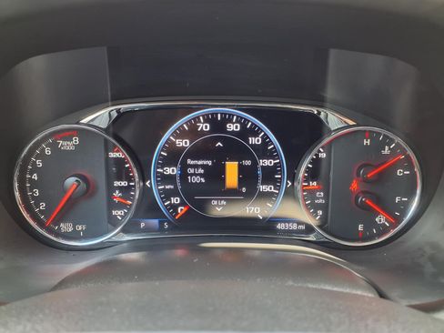Used 2023 GMC Acadia SLT w/ Elevation Edition FWD image 17