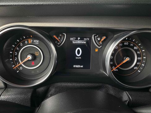 Used 2020 Jeep Gladiator Sport w/ Quick Order Package 24S AWD/4WD image 13