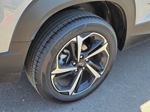 Used 2023 Chevrolet TrailBlazer RS image 12