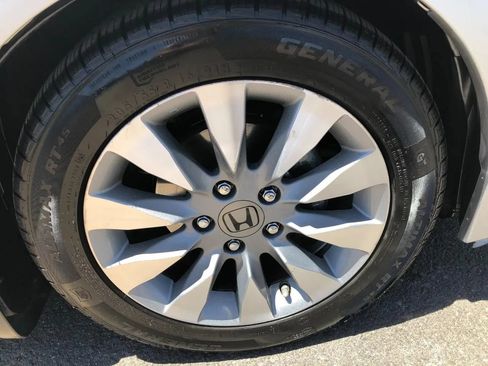 Used 2011 Honda Civic EX-L image 9