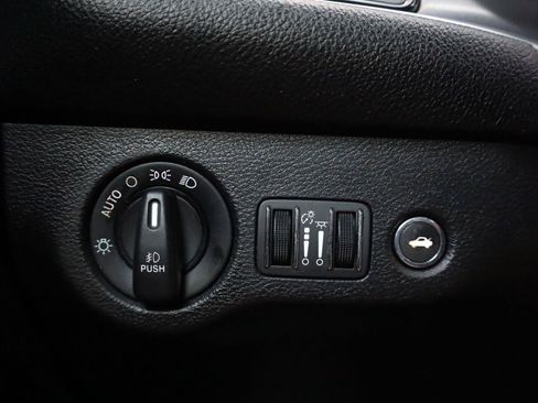 Used 2019 Dodge Challenger R/T Scat Pack w/ Plus Package RWD image 37