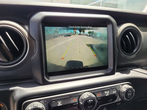 Used 2023 Jeep Wrangler Unlimited w/ 8.4" Radio Group AWD/4WD image 20