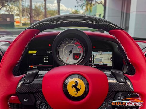 Used 2021 Ferrari F8 Tributo image 28