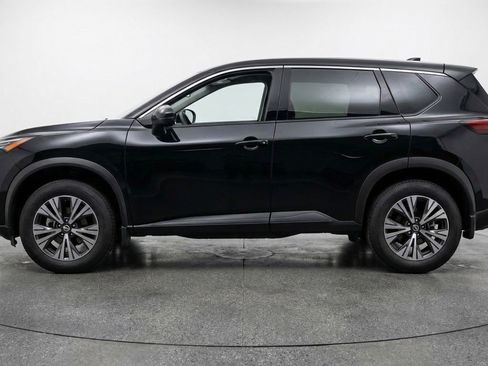 Used 2023 Nissan Rogue SV FWD image 5