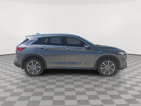 Used 2023 INFINITI QX50 Luxe w/ Cargo Package AWD/4WD image 2