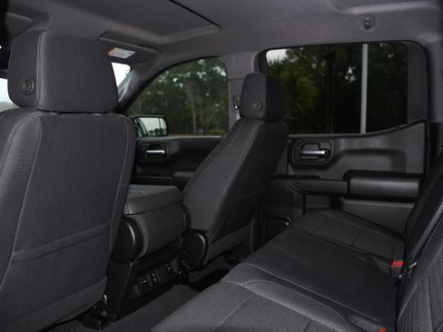 Used 2025 Chevrolet Silverado 1500 Custom Trail Boss image 14