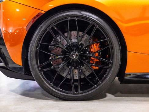 Used 2023 McLaren GT RWD image 25