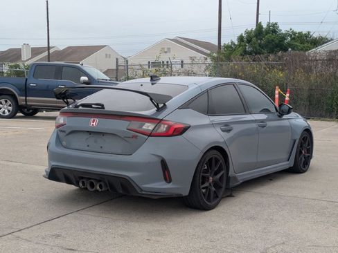 Used 2024 Honda Civic Type R image 2