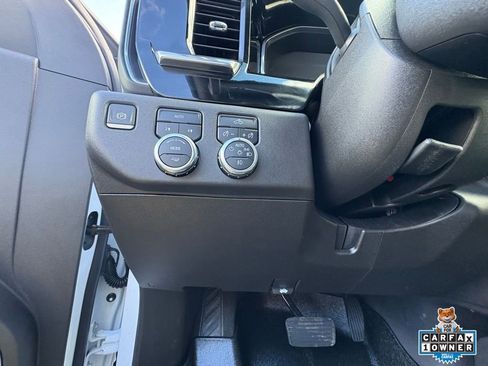 Used 2025 GMC Sierra 1500 Elevation image 15