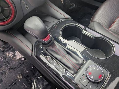 Used 2023 Chevrolet Blazer RS w/ Enhanced Convenience Package image 17