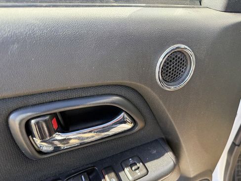 Used 2009 GMC Canyon SLE AWD/4WD image 15