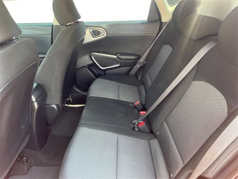 Used 2020 Kia Soul X-Line image 11