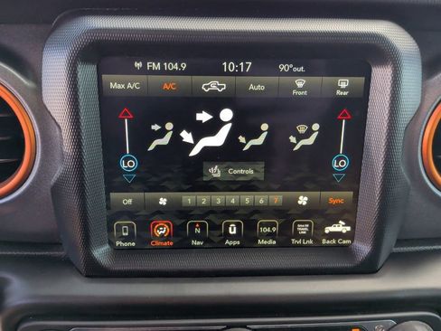 Used 2021 Jeep Gladiator Mojave AWD/4WD image 27