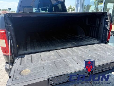 Used 2019 Ford F150 XLT w/ Equipment Group 302A Luxury AWD/4WD image 19