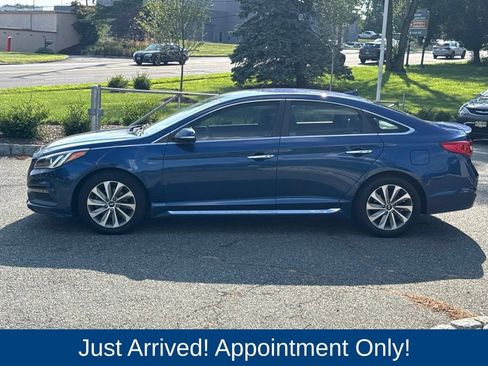 Used 2015 Hyundai Sonata Sport w/ Option Group 04 FWD image 4