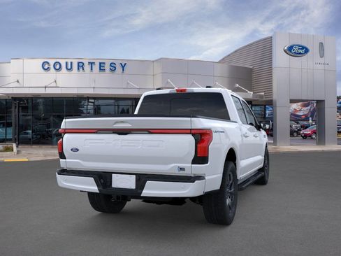 New 2025 Ford F150 Lightning Lariat image 8
