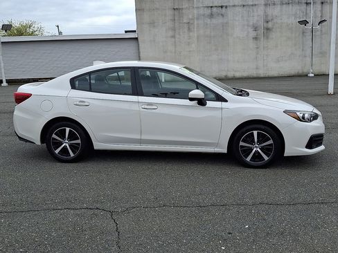 Certified 2023 Subaru Impreza 2.0i Premium AWD/4WD image 10