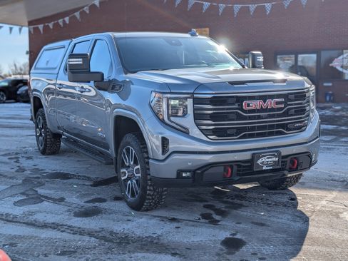 Used 2023 GMC Sierra 1500 AT4 w/ AT4 Premium Package image 13