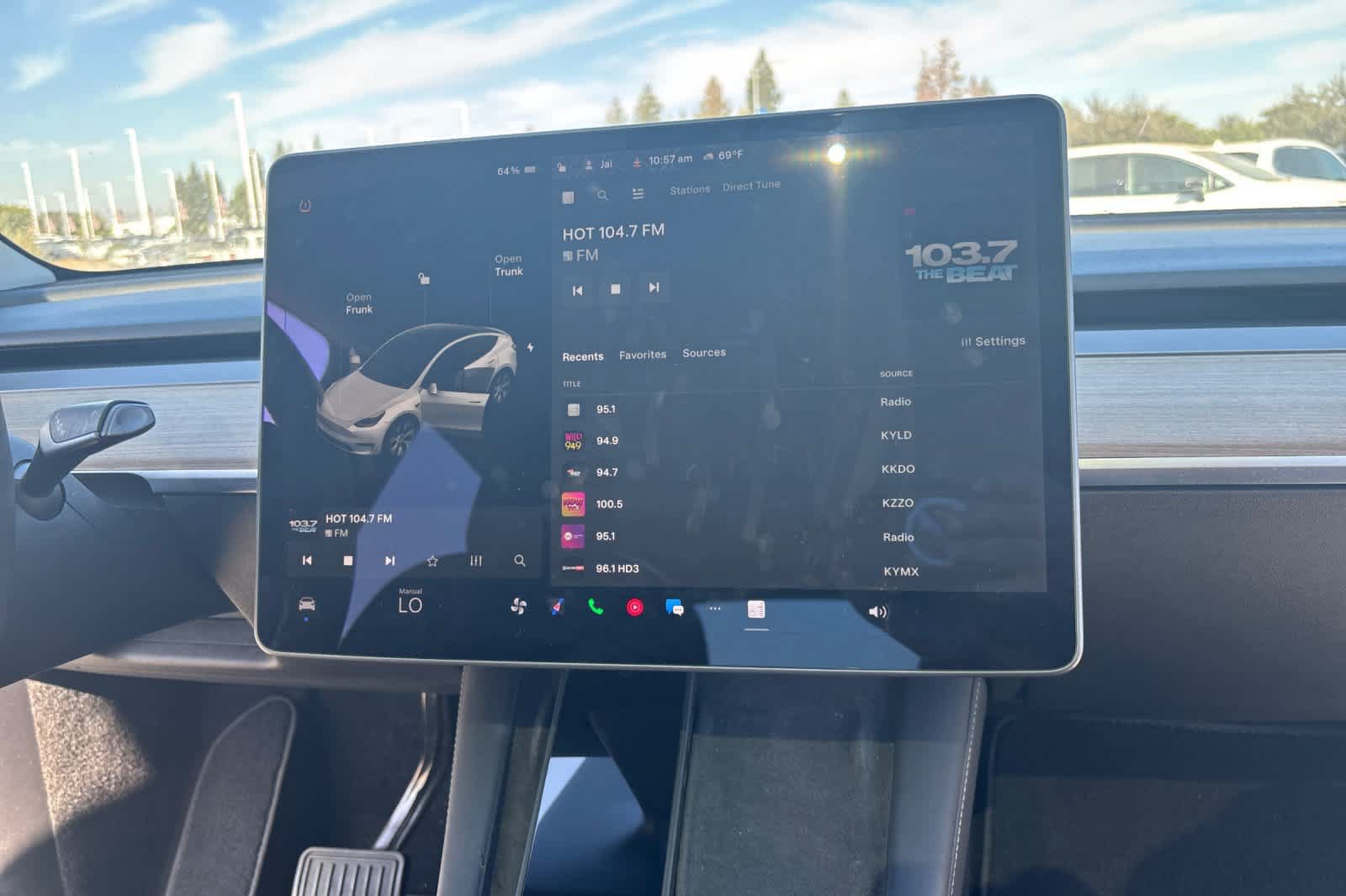 Used 2021 Tesla Model Y Long Range AWD/4WD image 19
