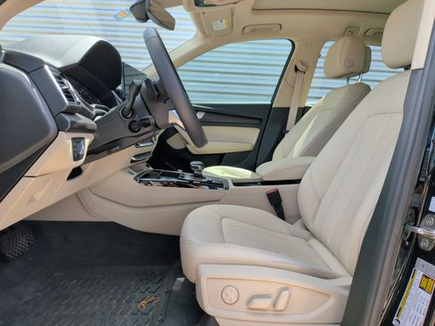 Certified 2023 Audi Q5 2.0T Premium w/ Convenience Package AWD/4WD image 15