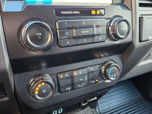 Used 2019 Ford F250 XL w/ Power Equipment Group image 20