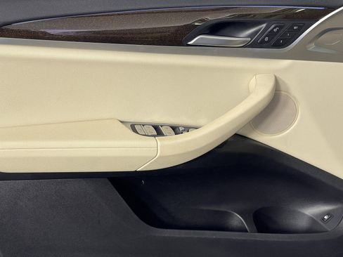 Used 2021 BMW X3 xDrive30e image 22