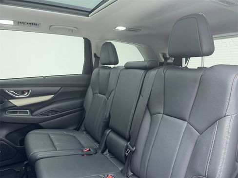 Used 2022 Subaru Ascent Limited w/ Technology Package image 41