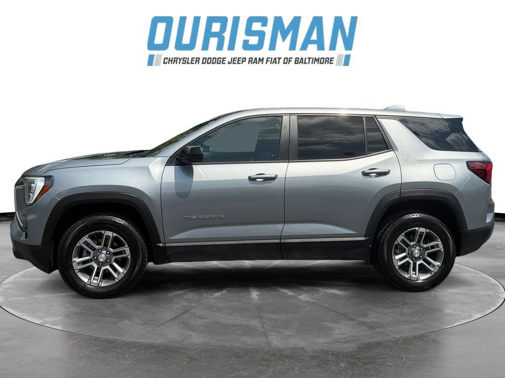 Used 2025 GMC Terrain Elevation AWD/4WD image 3