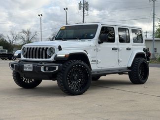 Used 2024 Jeep Wrangler Sahara video 1