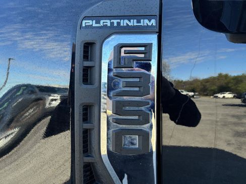 Used 2026 Ford F350 Platinum w/ Platinum Plus Package AWD/4WD image 32