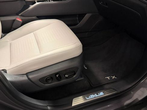 Used 2025 Lexus TX 350 AWD image 29