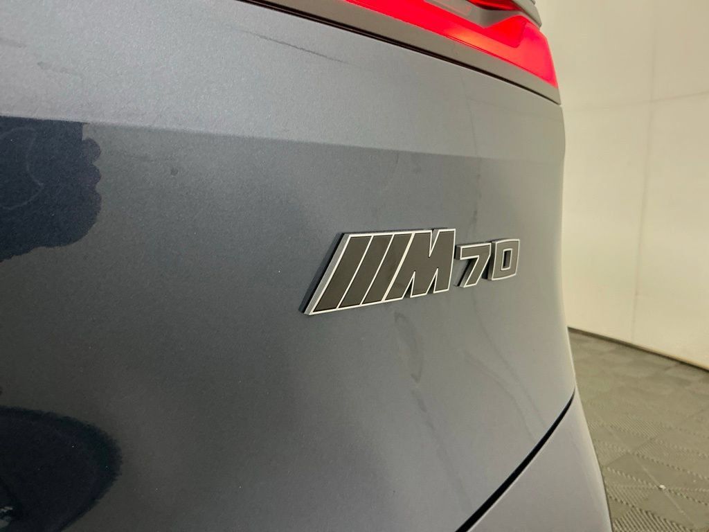 Certified 2026 BMW iX M70 AWD/4WD image 32